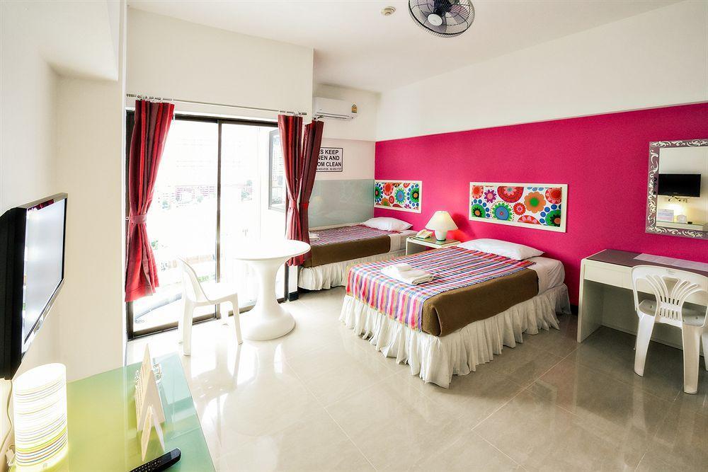 A-2 House Hostel Bangkok Exterior photo